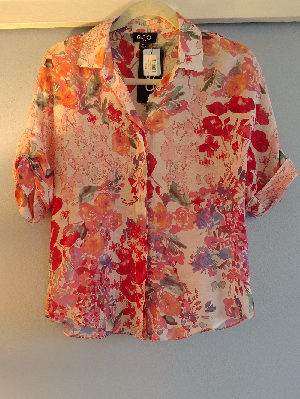 Floral Button-Front Women's Blouse in Pink/Red